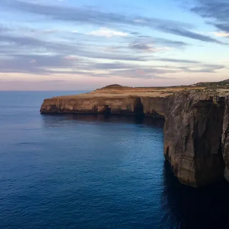 Rum i privatbostad Panoramic Sunrise Seaview Zebbug (Gozo)